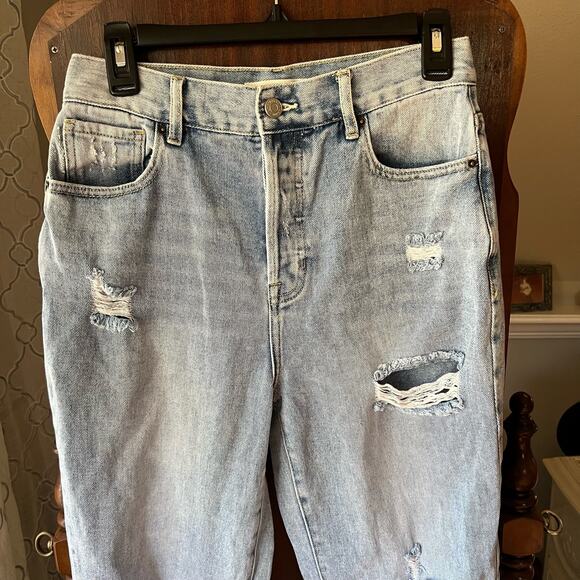 Pacsun distressed hi rise size 27 mom jeans - Picture 3 of 9